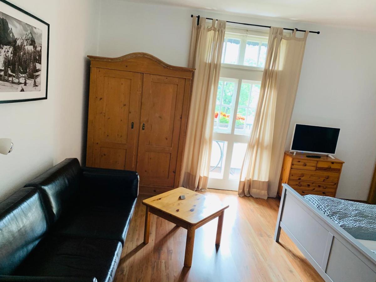 Gaestehaus Hohe Tannen Γκάρμις-Παρτενκίρχεν Εξωτερικό φωτογραφία