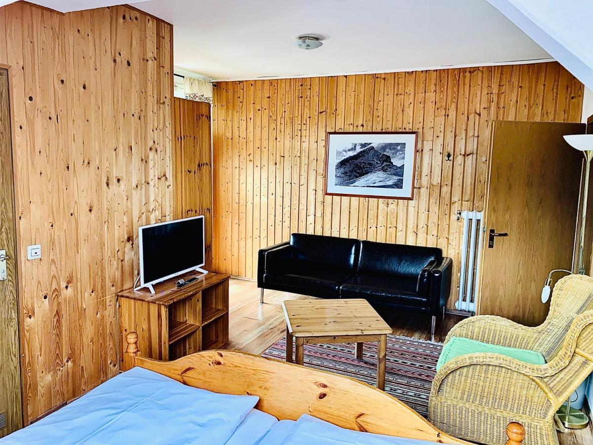 Gaestehaus Hohe Tannen Γκάρμις-Παρτενκίρχεν Εξωτερικό φωτογραφία